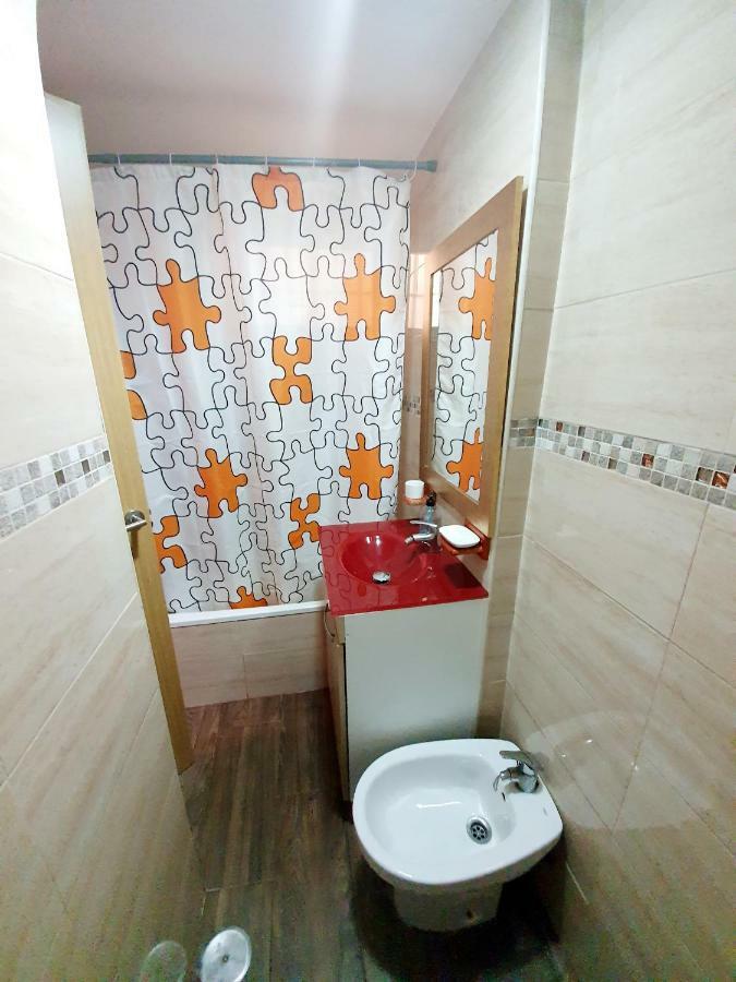 Jupiter Estudio بينالماذينا المظهر الخارجي الصورة